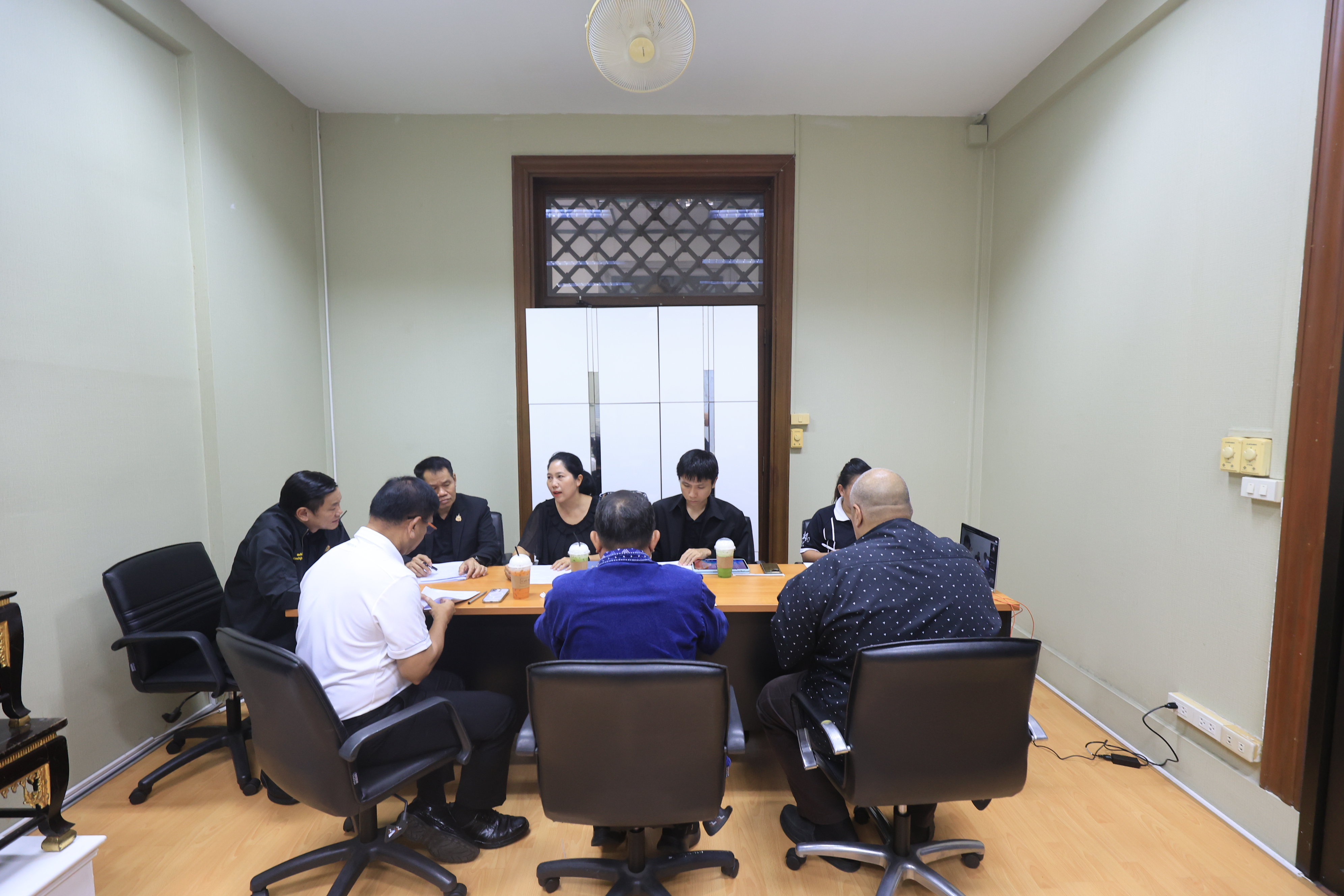 title - คณะผู้ตรวจราชการกรม ประชุมพิจารณาร่างหลักเกณฑ์การคัดเลือกรางวัลให้กับหน่วยงาน ส.ป.ก.จังหวัด สำหรับทีมผู้ตรวจราชการกรม ส.ป.ก.